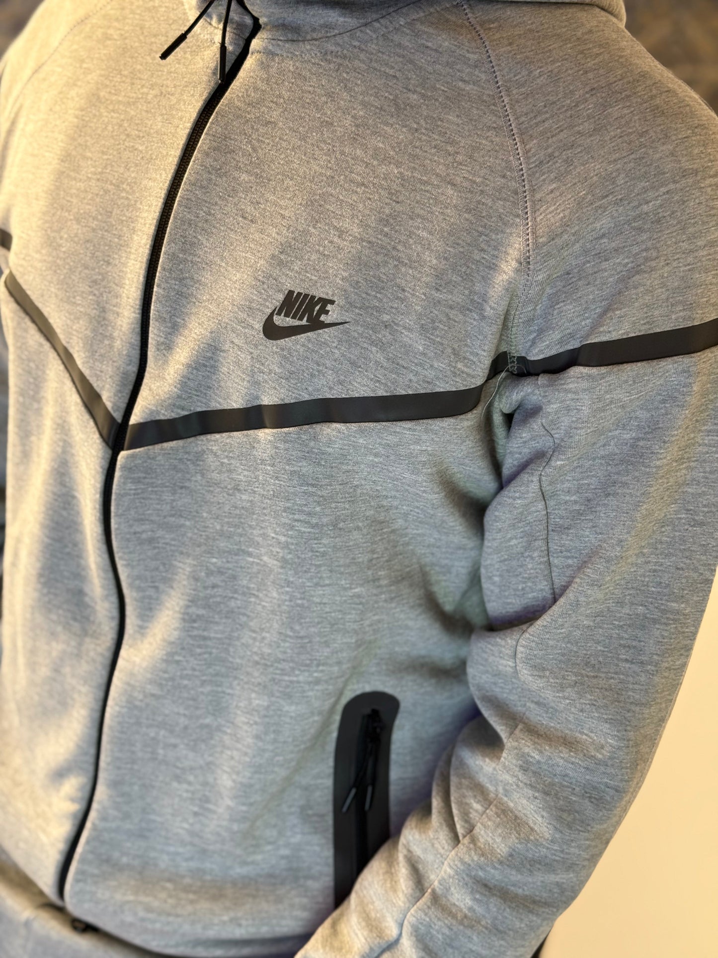 NIKE TECH CATAFOD