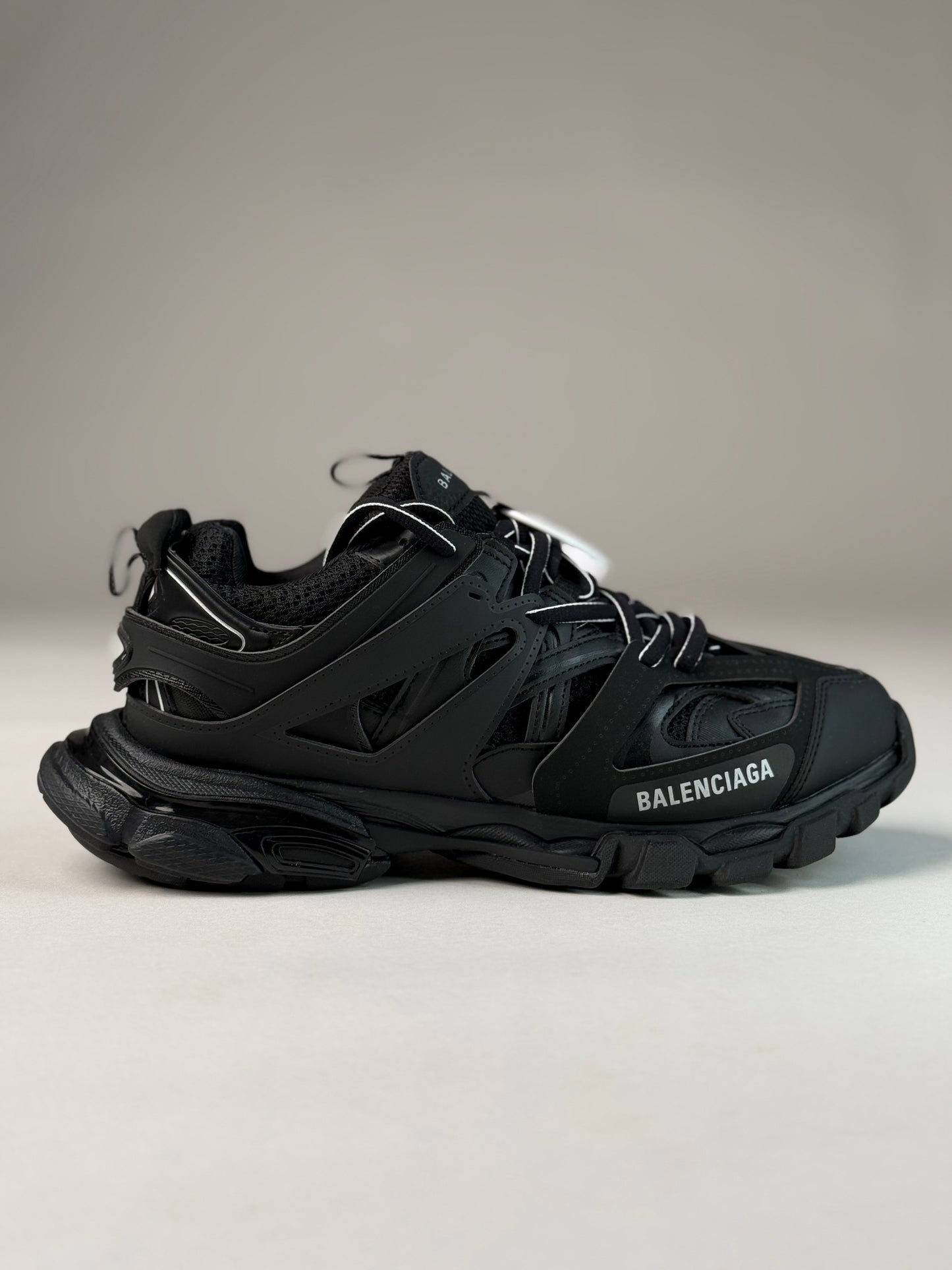 BALENCIAGA TRACK
