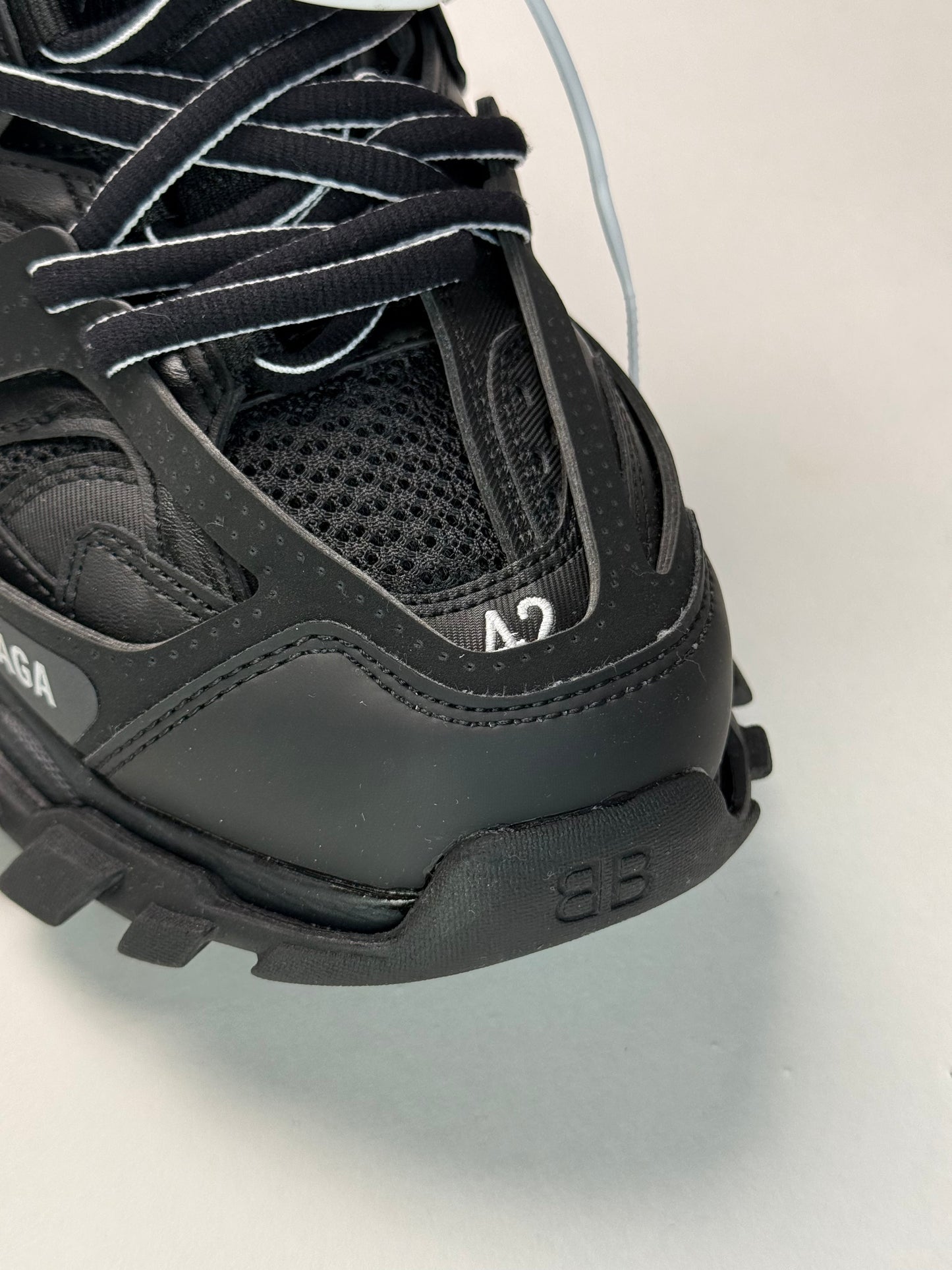 BALENCIAGA TRACK